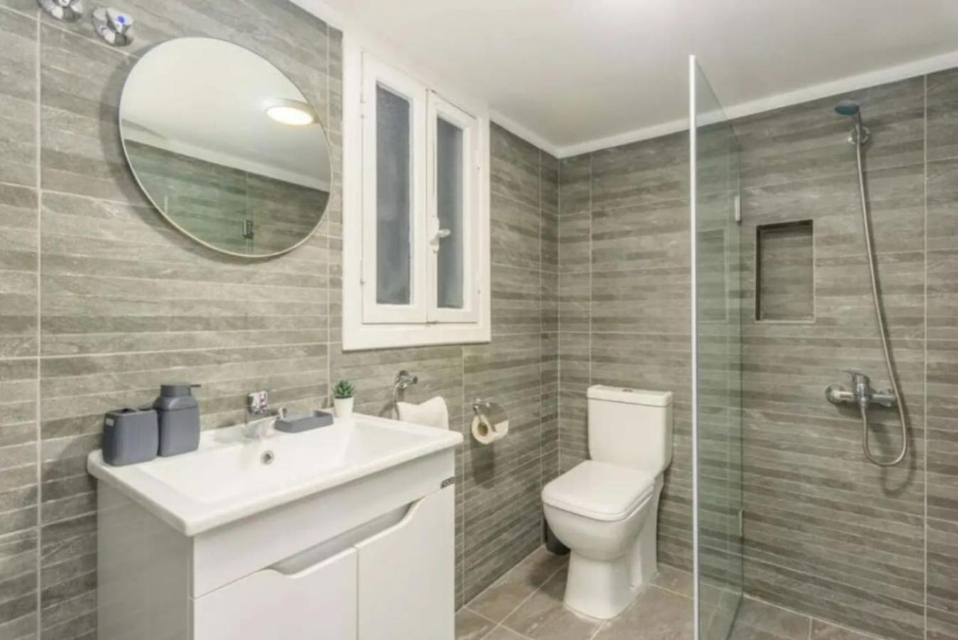 Steps 1br In Gemmayze Beirut